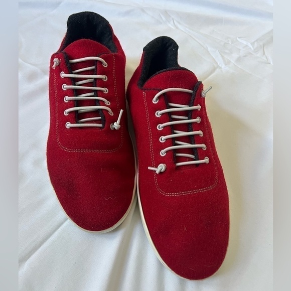 Baabuk Urban Wooler - Throwback Red. Size 41 - Picture 3 of 9